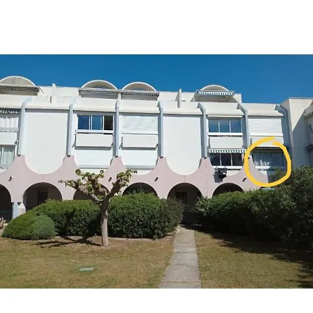 Apartmán Au Calme, Tres Bien Situe ,t2 Refait A Neuf, Clim Portative, 2 Piscines, 400 M De La Mer, Possibilite D Avoir 2 Vieux Velos ! *