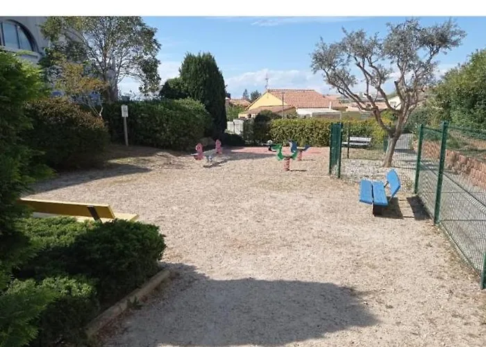 Au Calme T2 Refait A Neuf, 2 Velos, Avec 2 Piscines, 400 M De La Διαμέρισμα